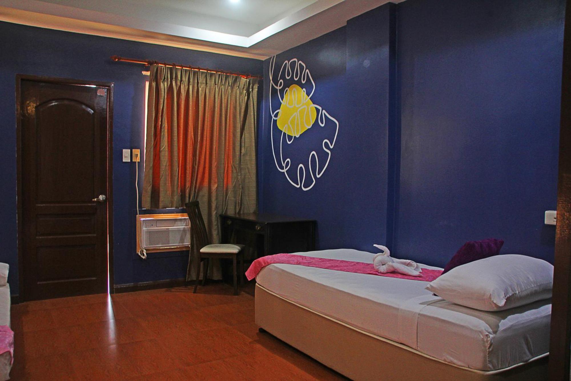 Hotel Palacio Puerto Princesa Exterior photo