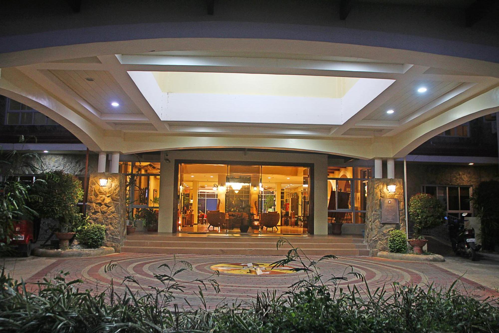 Hotel Palacio Puerto Princesa Exterior photo