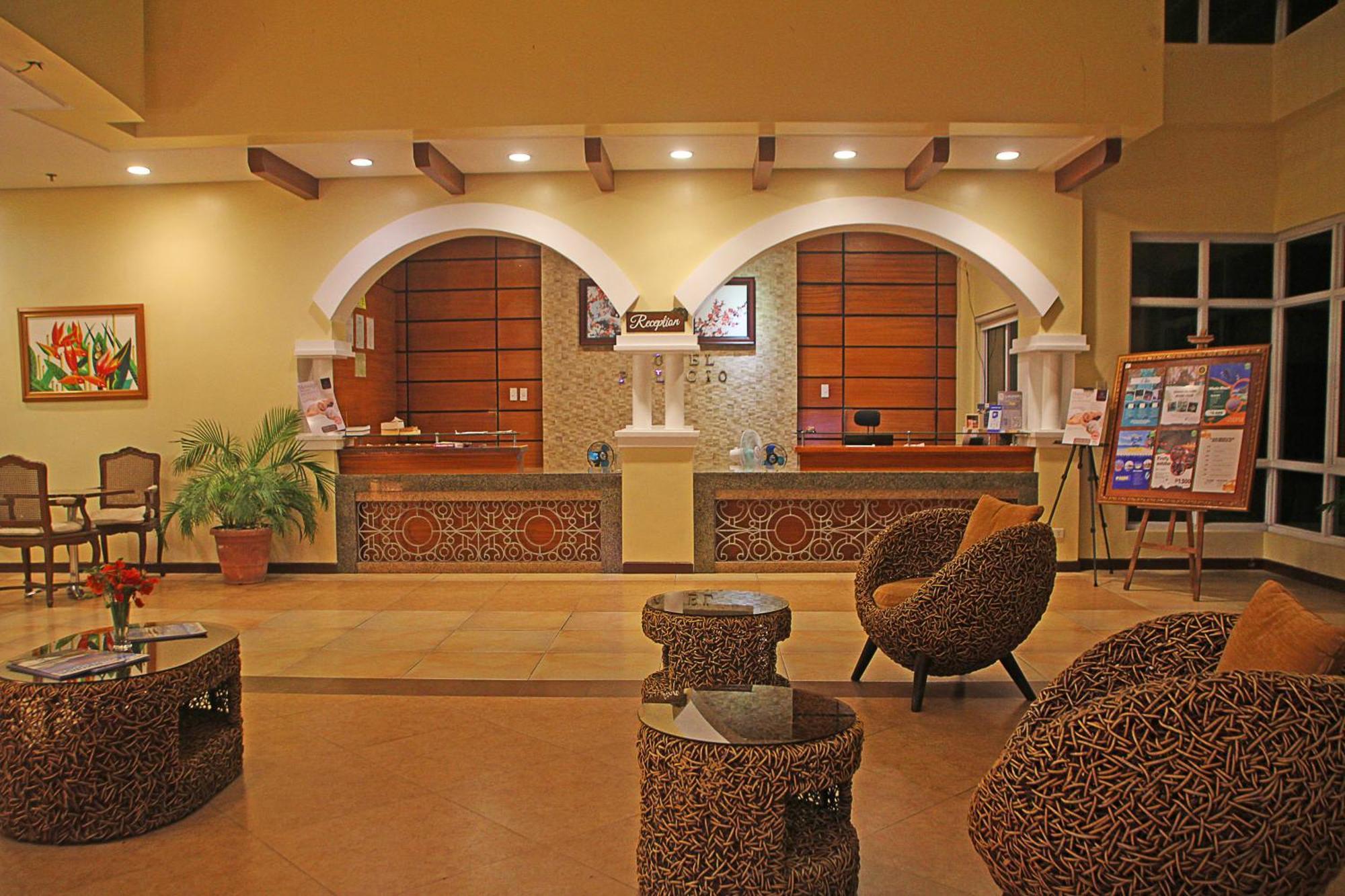 Hotel Palacio Puerto Princesa Exterior photo