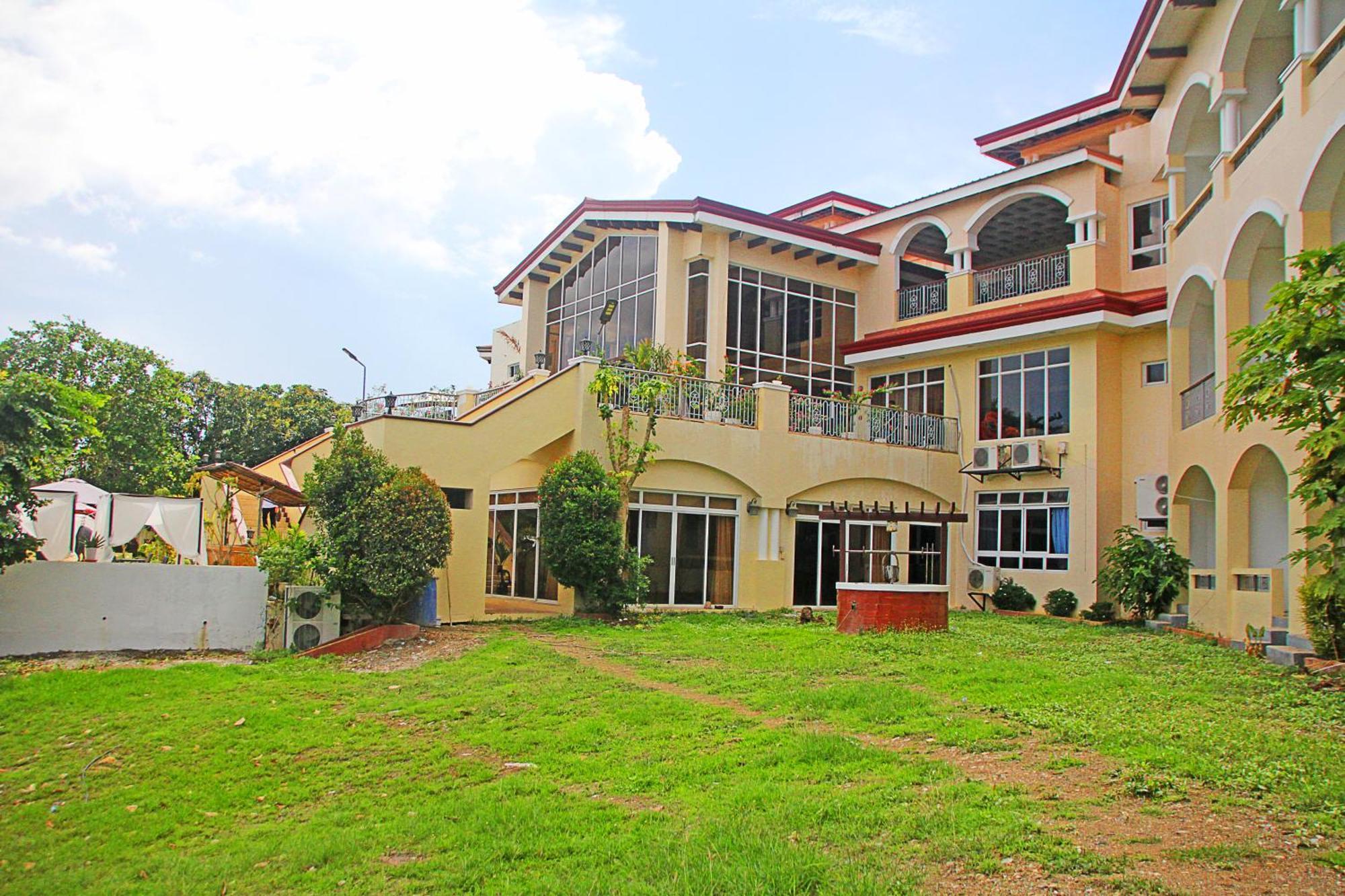 Hotel Palacio Puerto Princesa Exterior photo